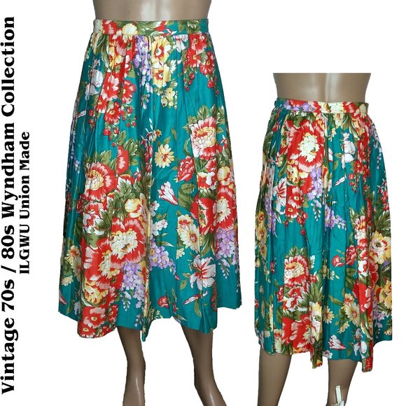 Vintage 70s Hawaii Floral Print Pleated Midi Skirt ILGWU Size 8 - Picture 1 of 7
